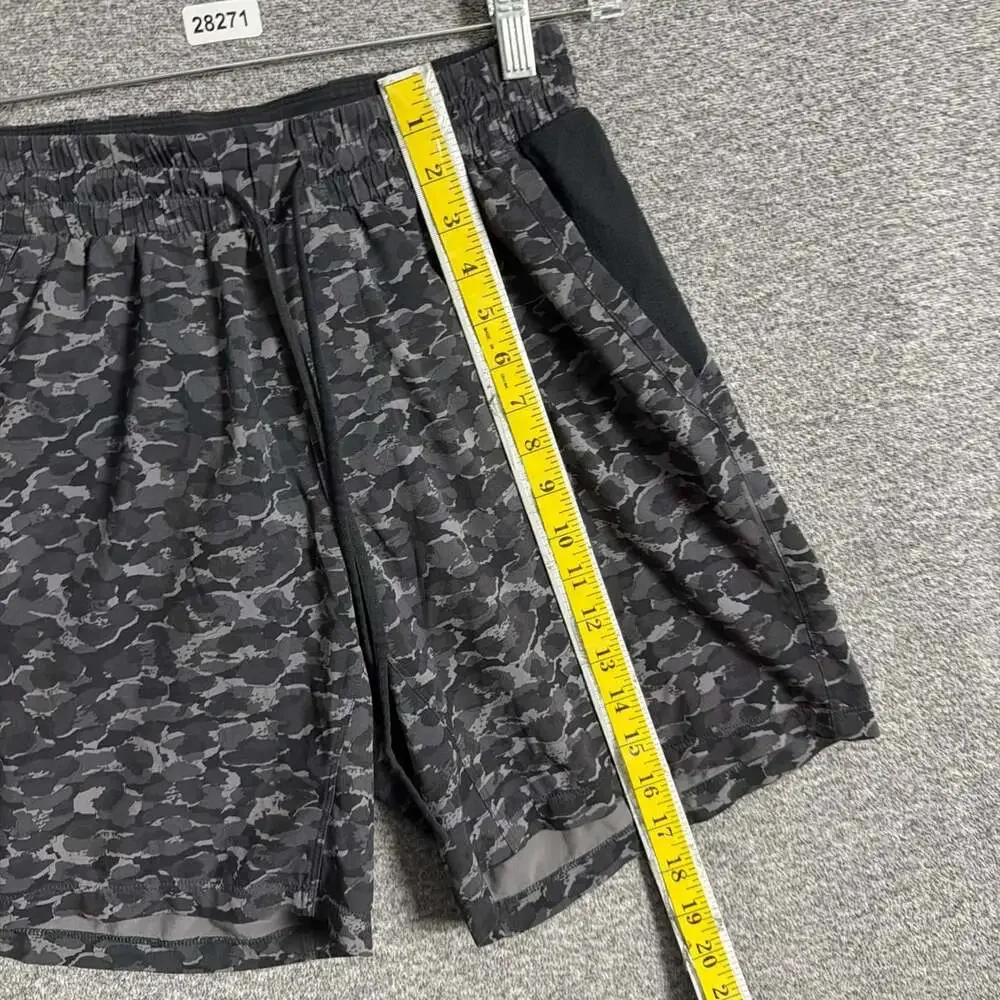 Lululemon Men’s Size Medium Black Camo 7